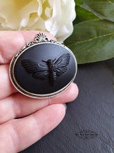 Load image into Gallery viewer, Death's-Head Hawkmoth, Cameo Pin Brooch, 4cmx4.5cm (1.57''x1.77''), Solid Black Design, Modern Vintage Style