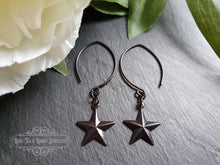 Load image into Gallery viewer, Drop/Dangle Black Star Earrings - Double Polished Blackened Brass - Alt Jewellery - Retro Vintage Style - Five Pointed Star - Nautical Star