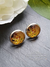 Load image into Gallery viewer, The Kiss - Print Stud Earring - Vintage Style - Glass Photo Cabochon - Silver Plated - Hypoallergenic - 12mm Diameter (0.47 Inches)