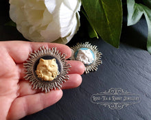 Load image into Gallery viewer, Elegant Cat Brooch - Modern-Vintage Cameo Design - Sunburst Pattern Brooch Surround - Antiqued Silvertone Finish - 4.5cm/1.77 Inch Diameter