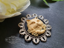 Load image into Gallery viewer, Cute Cameo Cat Brooch - Resin Brooch - Black/Ivory Tone - Antiqued Round Silvertone Base - Medium Size - 4x4cm(1.57 Inch Diameter) - Kawaii