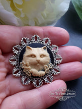 Load image into Gallery viewer, Cute Cameo Cat Brooch - Resin Brooch - Black/Ivory Tone - Antiqued Round Silvertone Base - Medium Size - 4x4cm(1.57 Inch Diameter) - Kawaii