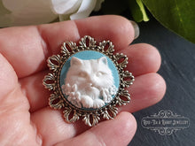 Load image into Gallery viewer, Birds Egg Blue &amp; White Cameo Cat Brooch - Antiqued Round Silvertone Base - Medium Size - 4x4cm(1.57 Inch Diameter) - Kawaii - Modern Vintage
